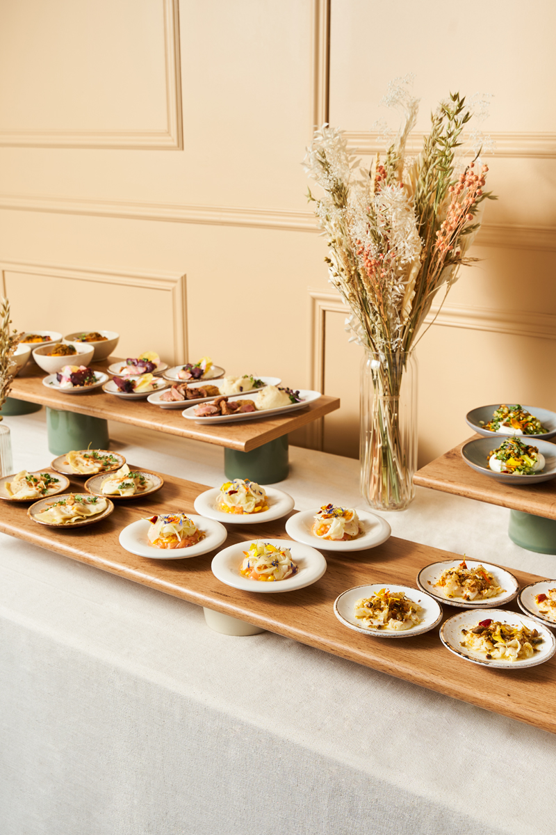 Amuse-bouche traiteur - plats signature mini assiettes Paris