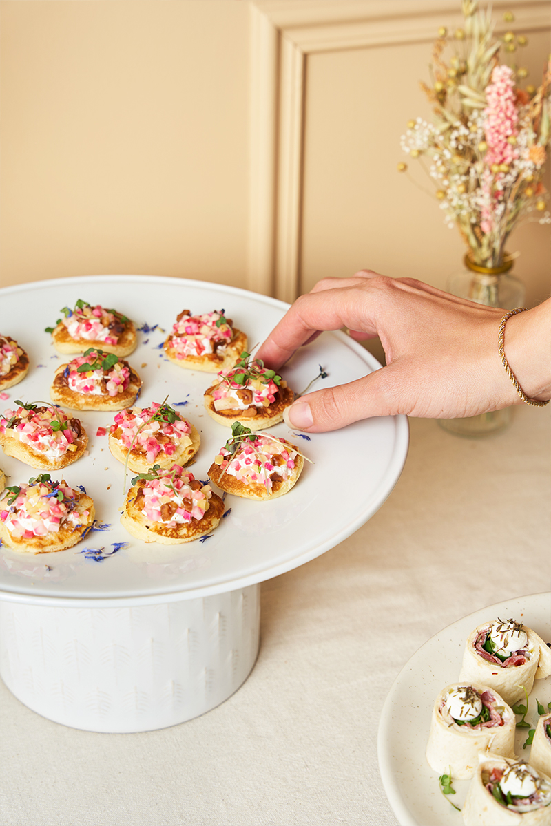 Présentation bouchée traiteur - bouchées cocktail salées et sucrées